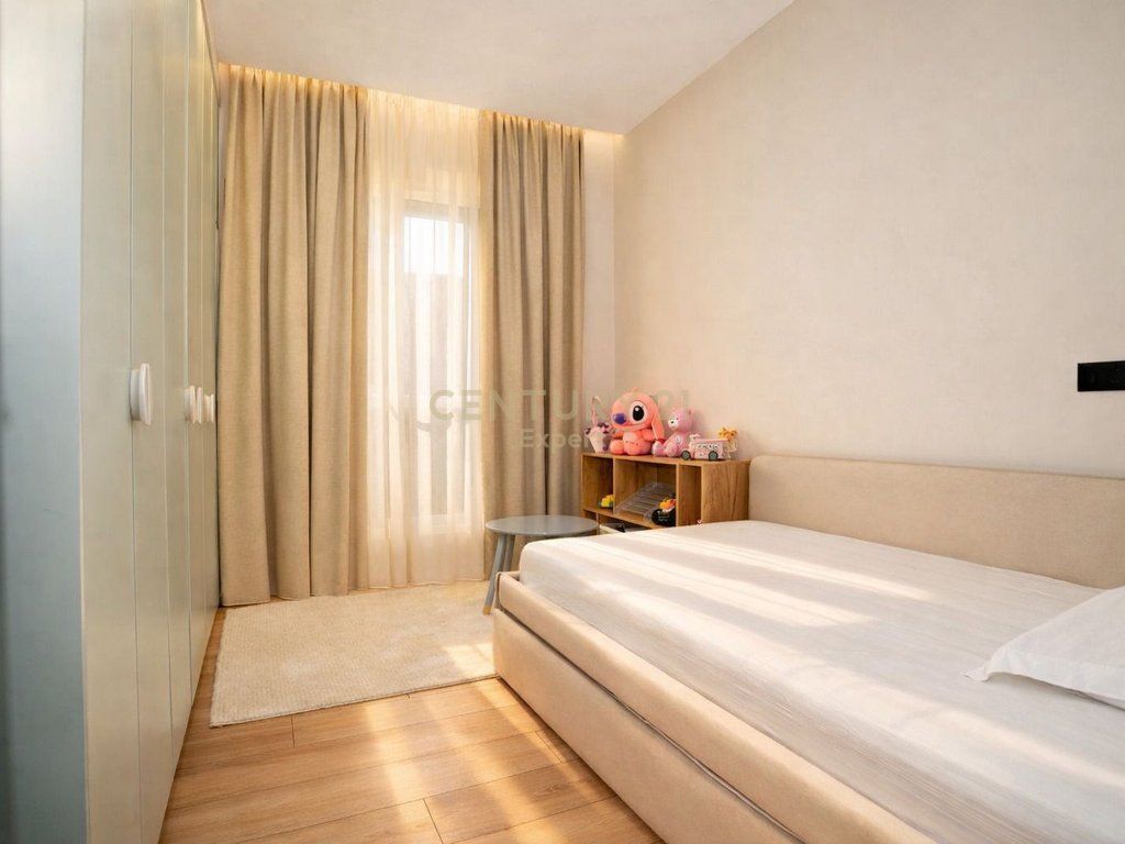 APARTAMENT 2+1+2 ME POST PARKIMI PER QIRA TEK REZIDENCA MANGALEM NE ALI DEM