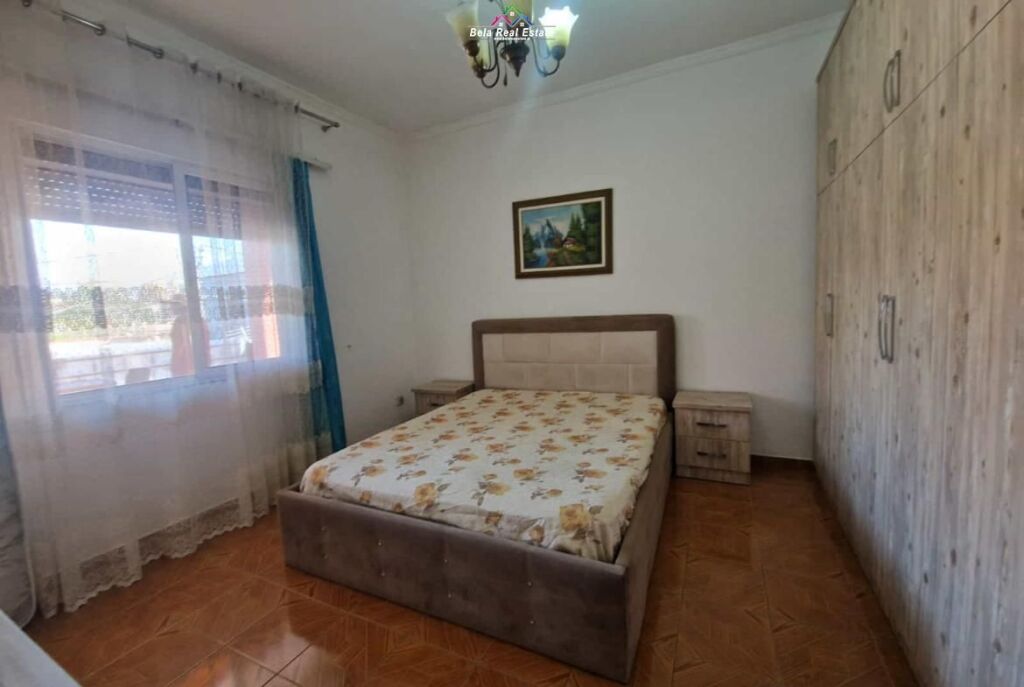 Vile Me Qera 2+1 Tek Ish-Parku i Autobuzave ( ID BV22593) Tirane