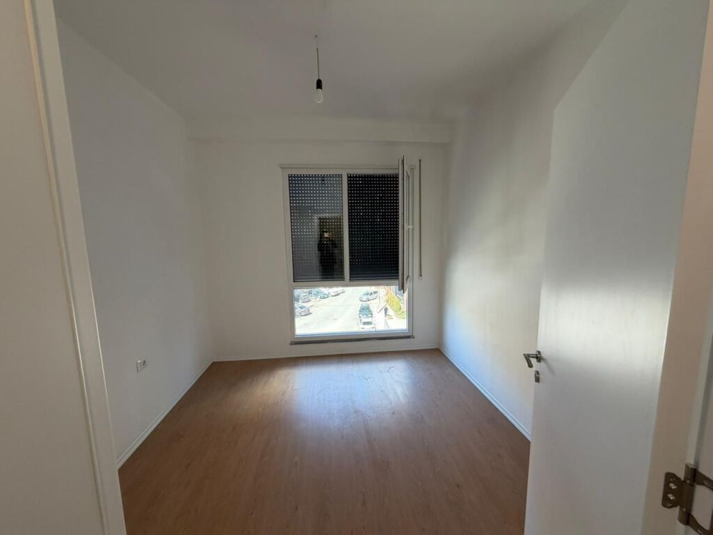 🏢For rent 2+1+2 for offices📍Address: Don Bosko, Egnatia Street.💰 Price: 700 € gross / month
