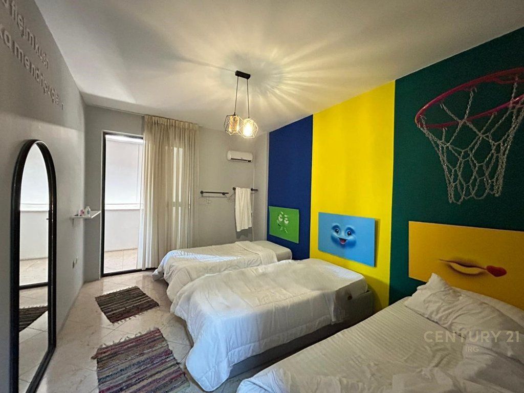 VENDIAMO APPARTAMENTO 3+1+2 A BLLOK.