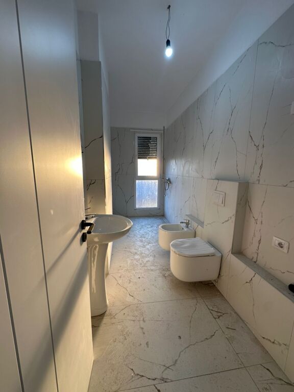 Apartament ne shitje 2+1