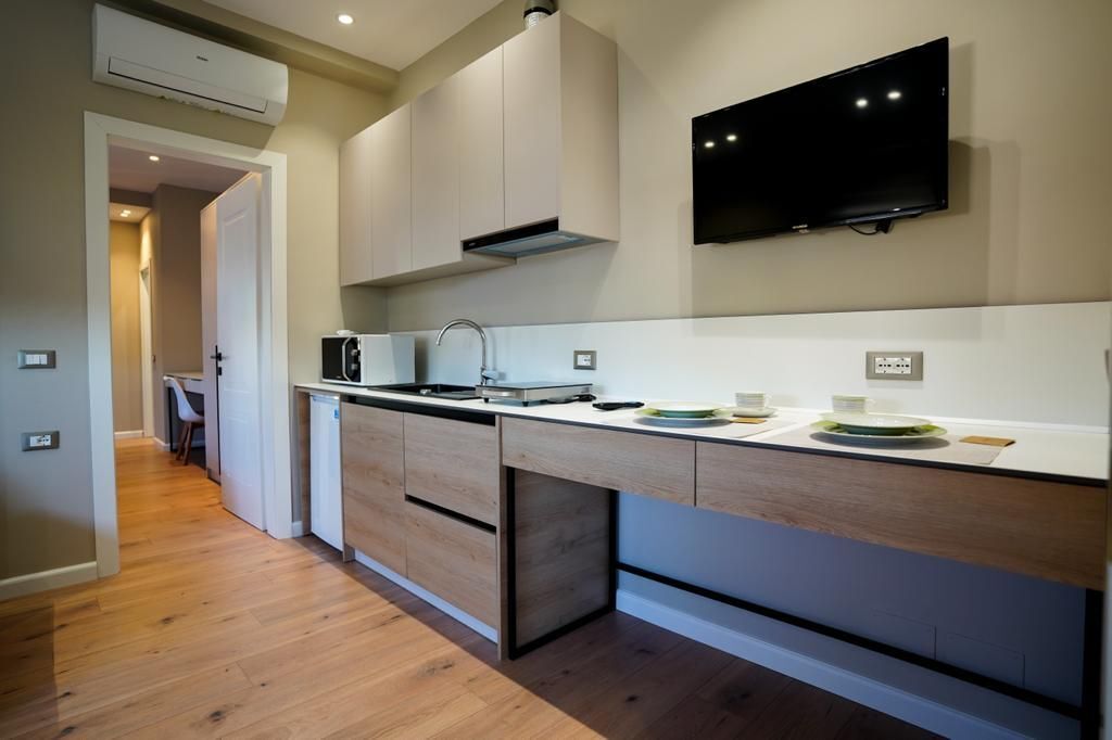 Kompleksi Grand, jepet me qera hyrje 1+1