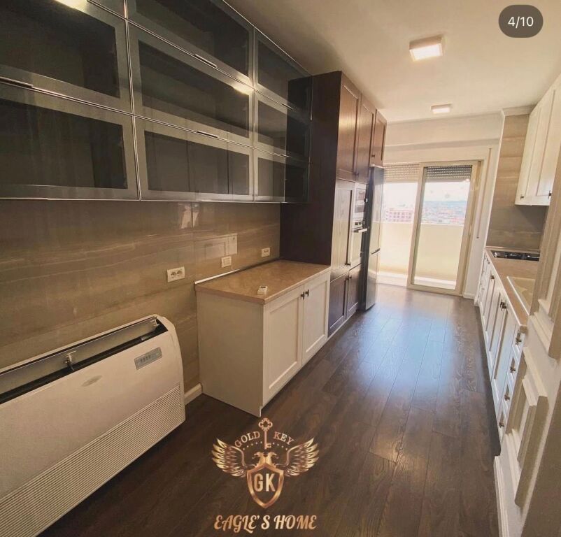 SHITET Super APARTAMENT  • 3+1+2 + Ballkon📍 Adresa:Lagja 12, Prane Markates Ish Fabrika Bukes