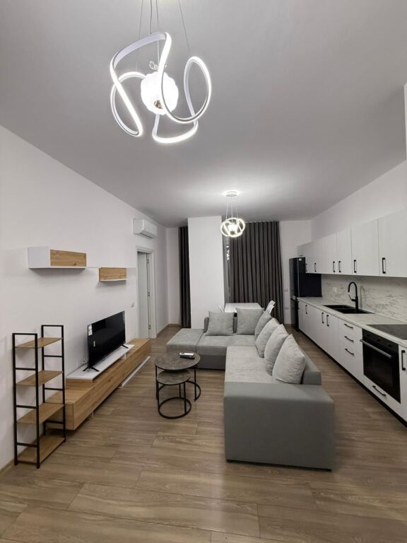 Vendesi in vendita 1+1 a Kamez