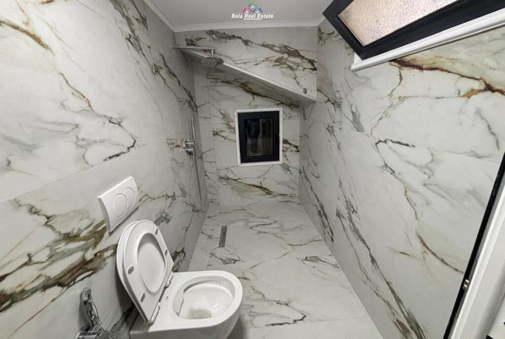 Shop for Rent at the Former Park (ID BD21823) Tirana