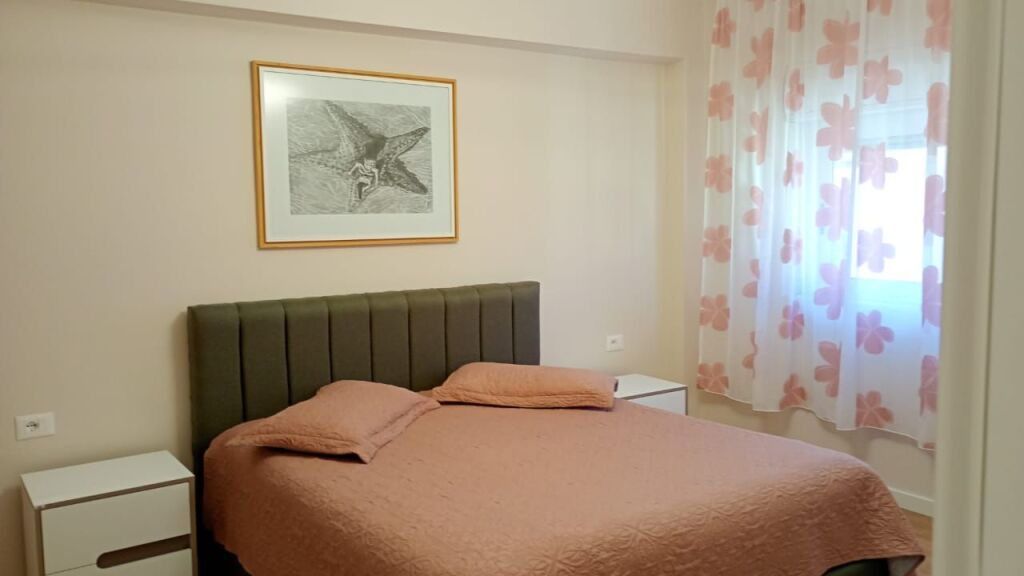 Apartament me qera 2+1