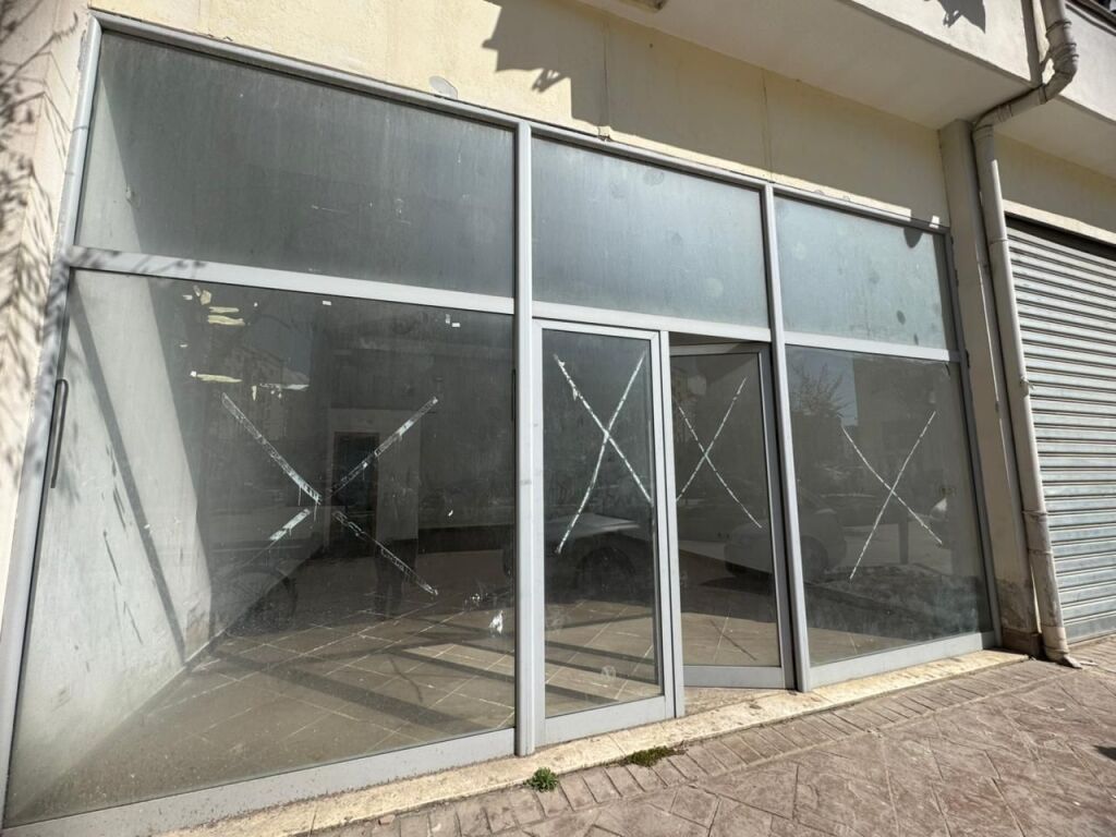 Business Premises for Rent in Astir (Villa L 2) !