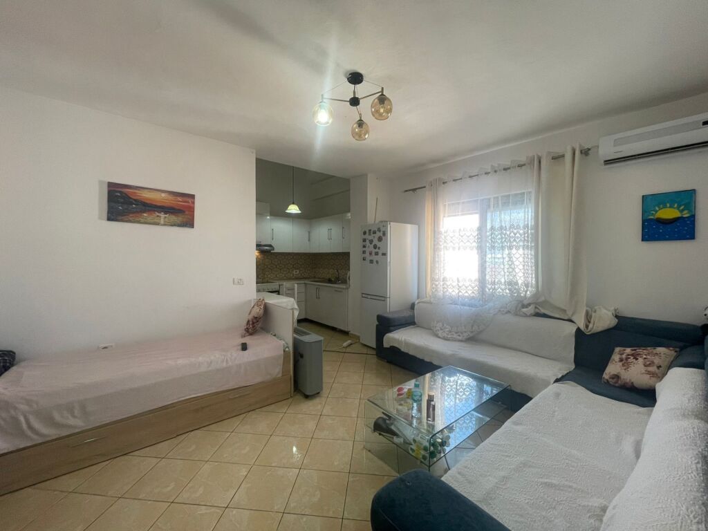 APARTAMENT 1+1 PER SHITJE NE MISTO MAME
