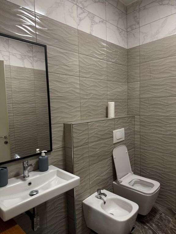 Apartament 1+1 me qira tek Fusha e Aviacionit