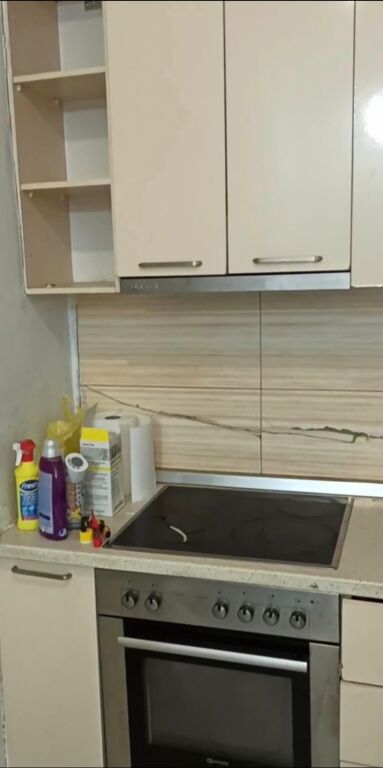 APARTAMENT 1+1. 30000 LEKE.RRUGA 5 MAJI