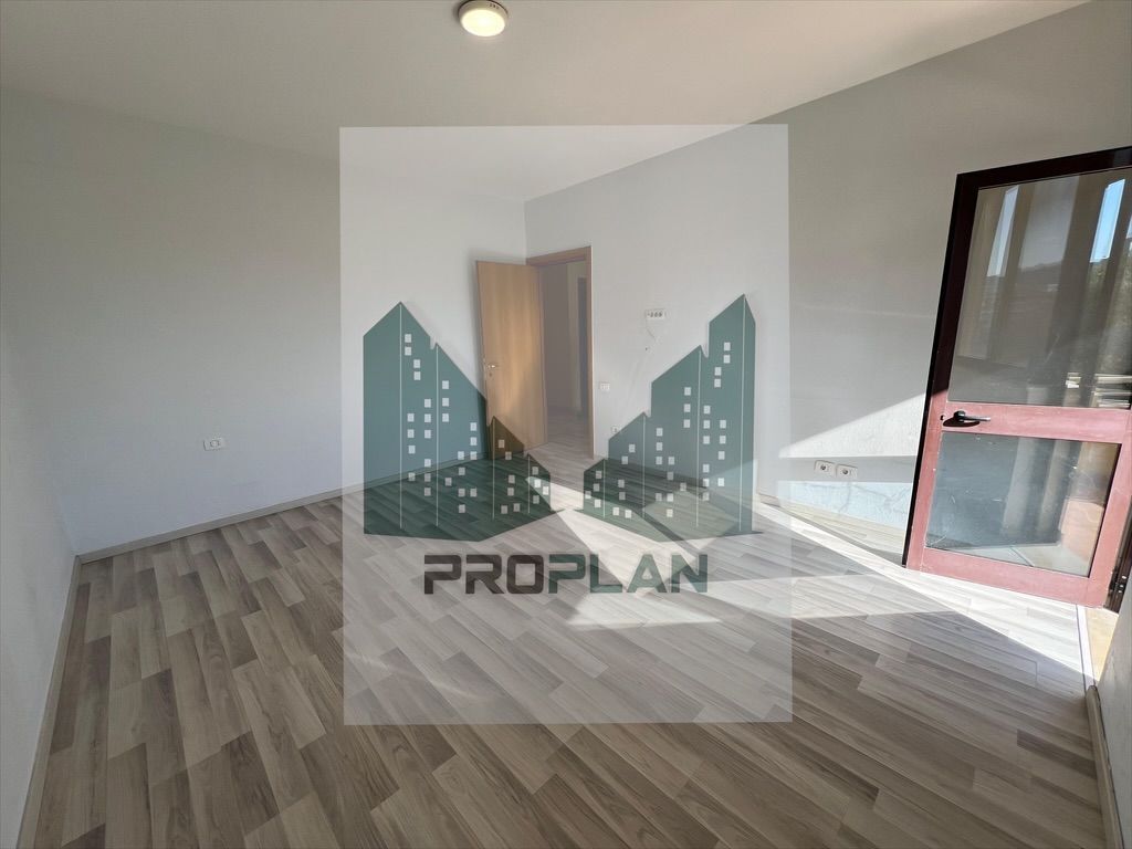 🏢 JEPET ME QIRA | Zyrë – Stadiumi Dinamo