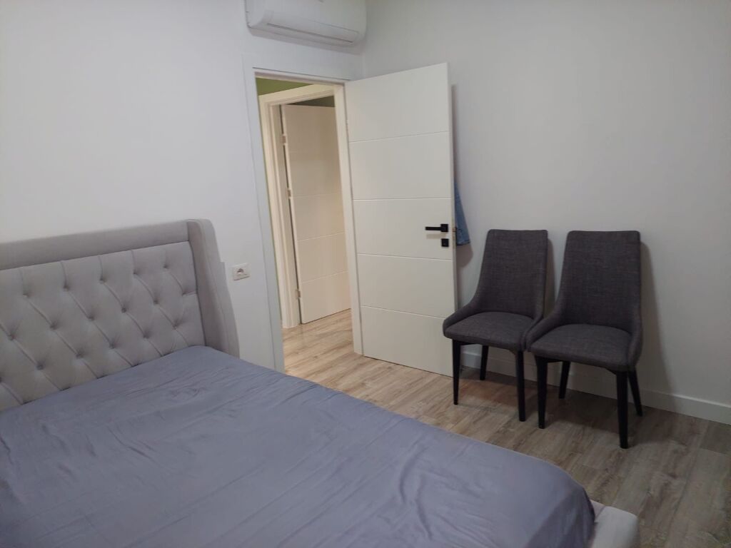 Apartament 3+1+2 me qera tek Selvia