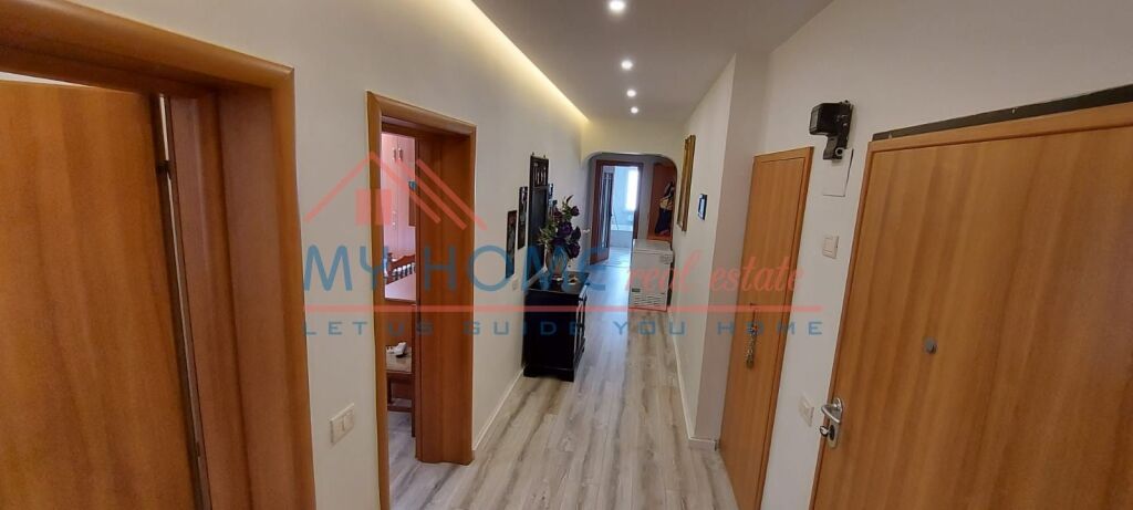 Apartament 2+1 ne shitje te Rruga Sulejman Delvina ne Tirane