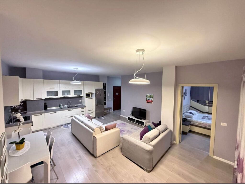 Apartament 1+1, Don Bosko!