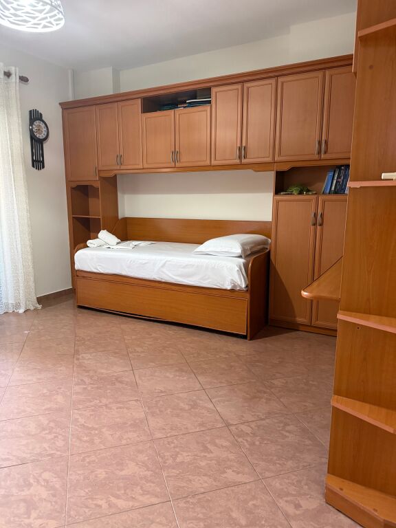 Apartament per qira ne Qender te Tiranes