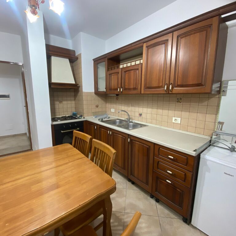 Apartment 2+1 for rent, Zogu I Boulevard, train station area