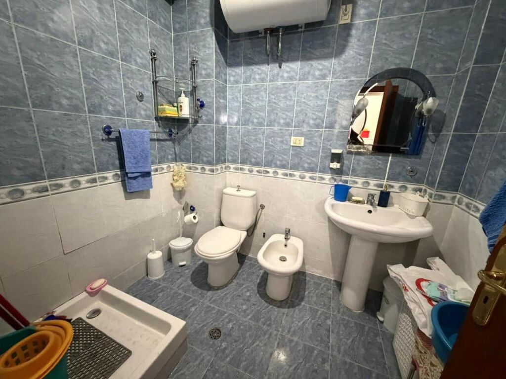 JEPET ME QERA APARTAMENT 1+1 NE BRRYL