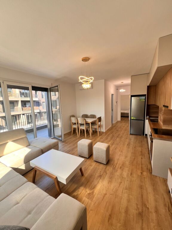 Jepet me qera apartamenti 1+1 ne Don Bosko