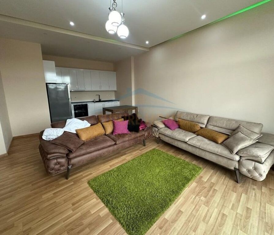 For sale, Apartment 2+1+2 for Sale near ARC Hotel, Unaza e Re