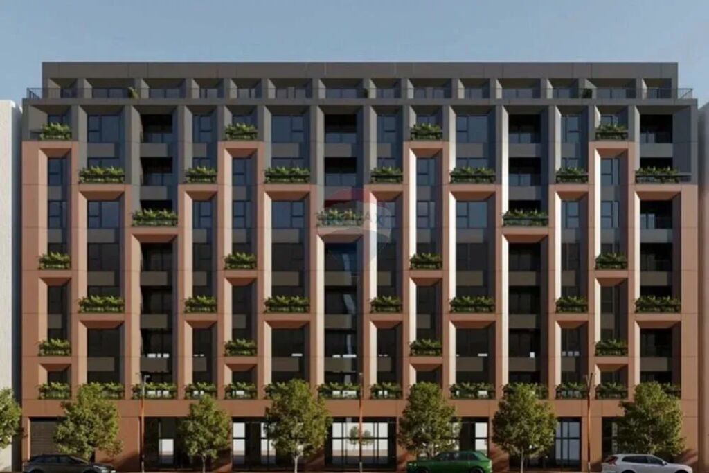 Apartament 2+1 dhe P.Parkimi tek Bulevardi i Ri!