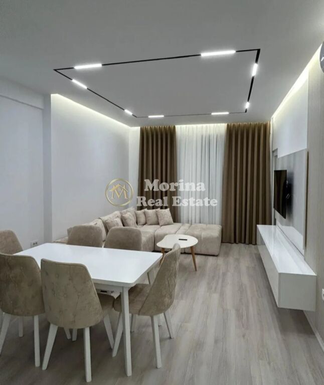 Qera | Apartament 1 + 1+ Post Parkimi | Rruga 5 Maji | 600 €/muaj