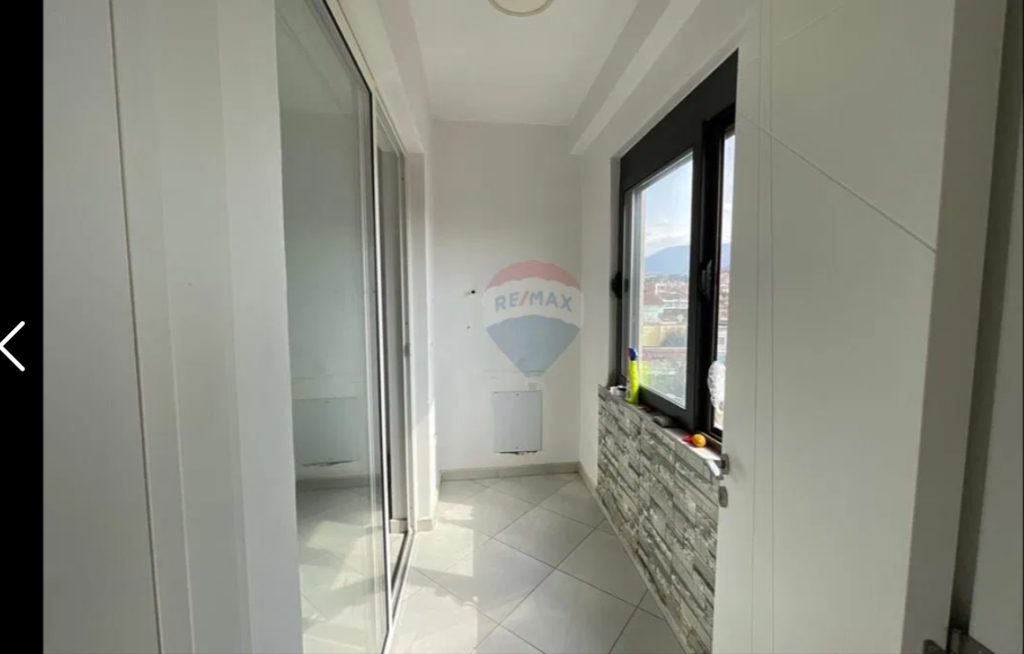 Apartament 2+1+2 tek Ish Tregu Elektrik