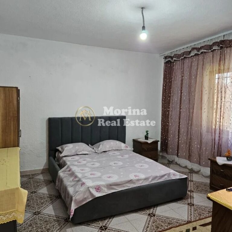 Rent | Private house 2 + 1 | Astir | 450 €/month