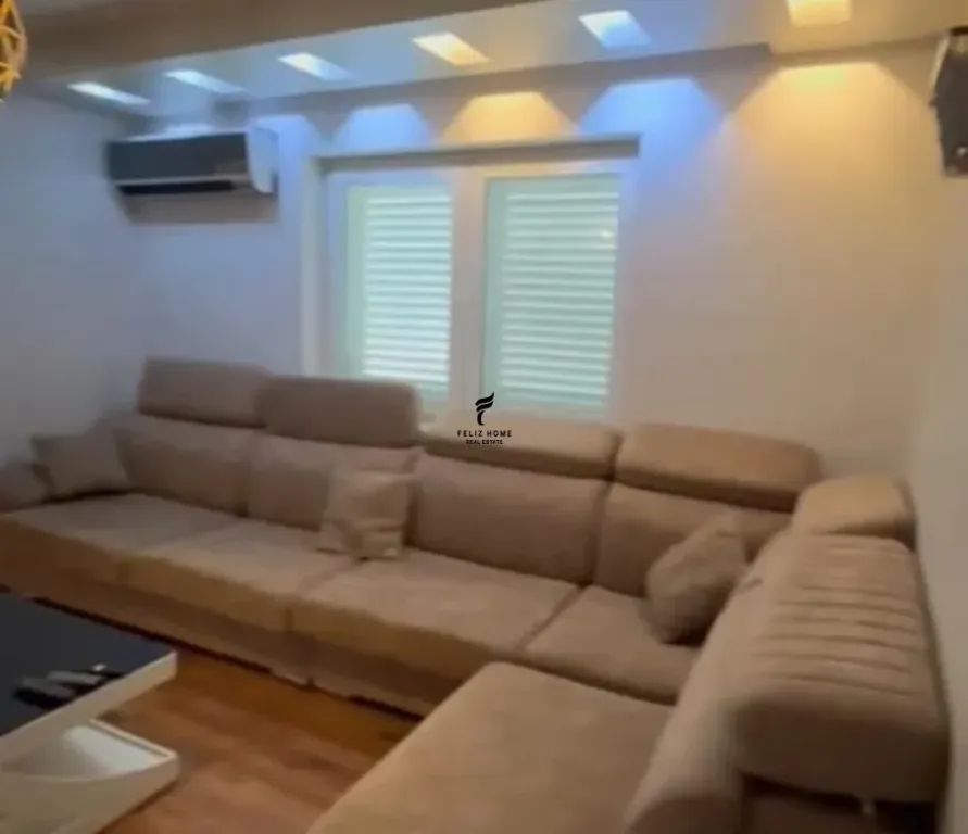 APARTAMENT ME QERA 2+1+2 STADIUMI DINAMO 100.000 LEKE FH-591