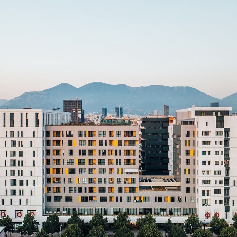 🏢 SHITET AMBIENT BIZNESI 420m2 – Kompleksi Square 21 ✨