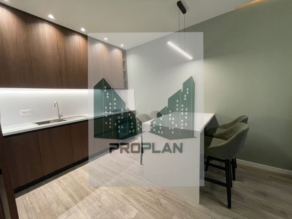 🏠JEPET ME QIRA | Apartament Luksoz 1+1 – Golden Tower, Rruga Mine Peza