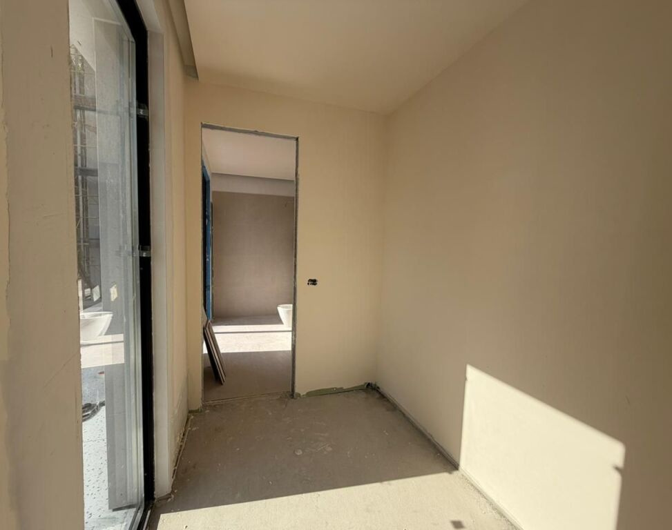 Apartament 1+1+Verande per shitje ne Vasil Shanto.