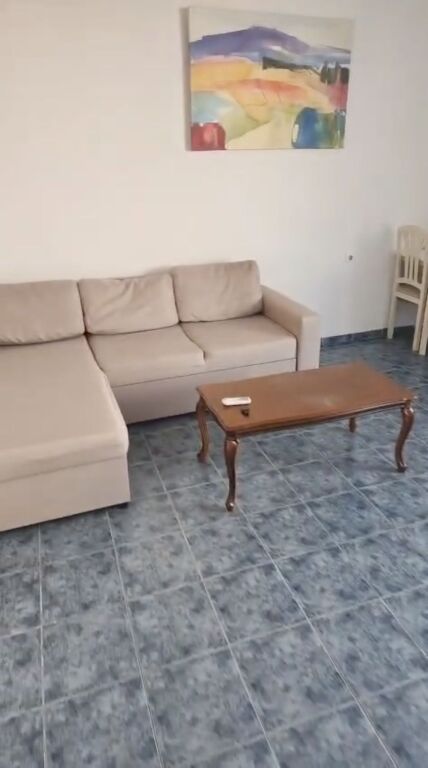 Apartament 1+1 Tek Rruga Bardhyl