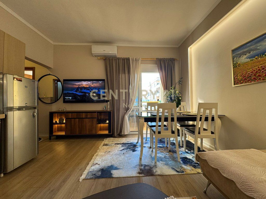 SHITET APARTAMENT 1+1 NË LUNGOMARE, PAMJE NGA DETI 165,000 €