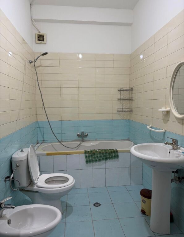 Jepet apartament 2+1 Me Qira Liqeni ,Kopshti Zoologjik ,