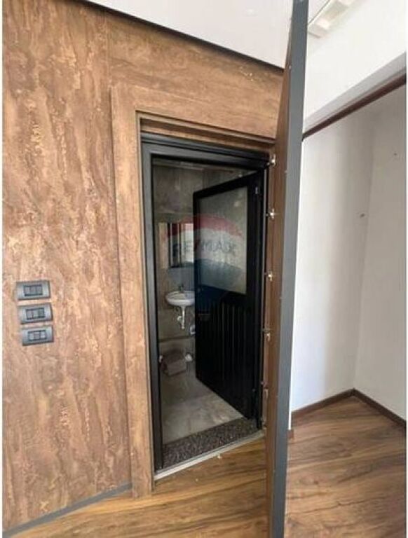 Shop for Rent – Pjetër Budi Street, Tirana