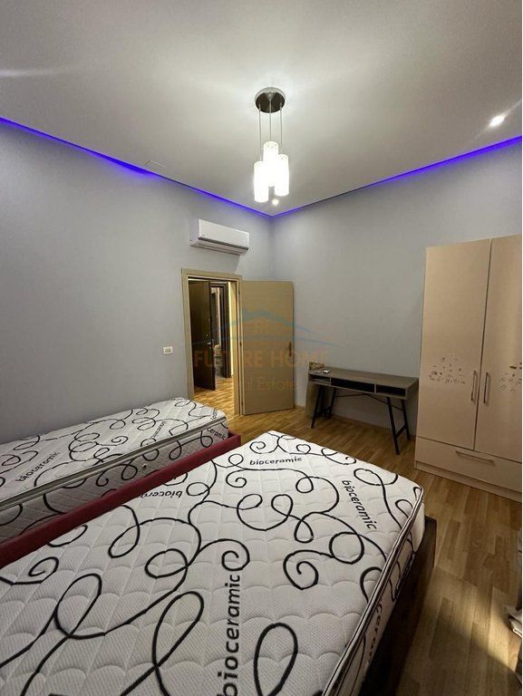Shitet, Apartament 2+1+2 për Shitje prane ARC Hotel, Unaza e Re