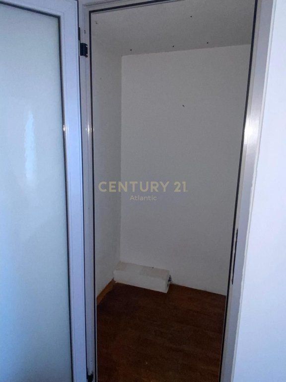 Jepet me qera ambient biznesi ne Lagjjen 17 Durres