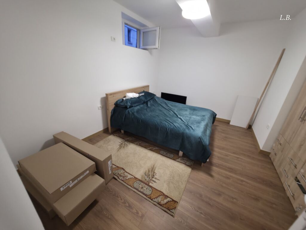 Apartament 1+1 me Qira – Rruga Bill Clinton