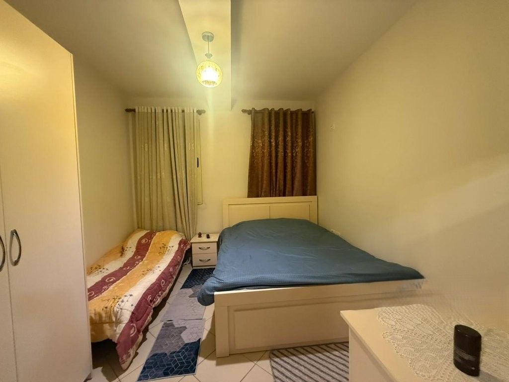 Shitet apartament 2+1 në Yzberisht! 155,000 €