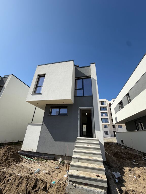 ‼️Vile ne Shitje , Turquoise Marina ‼️