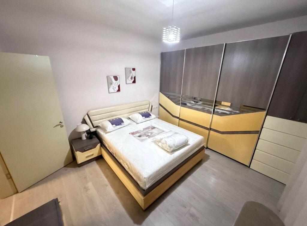 Apartament 1+1, Don Bosko!