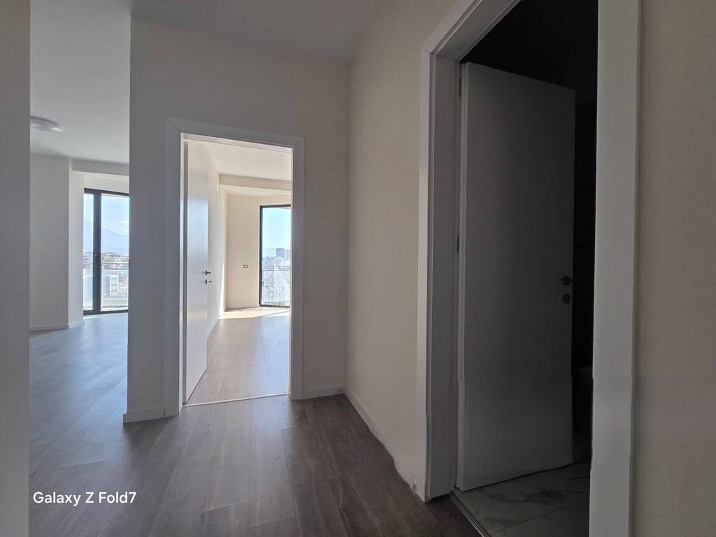 OFFICE SPACE FOR RENT AT GOLDEN PARK RESIDENCE 700 € /Month