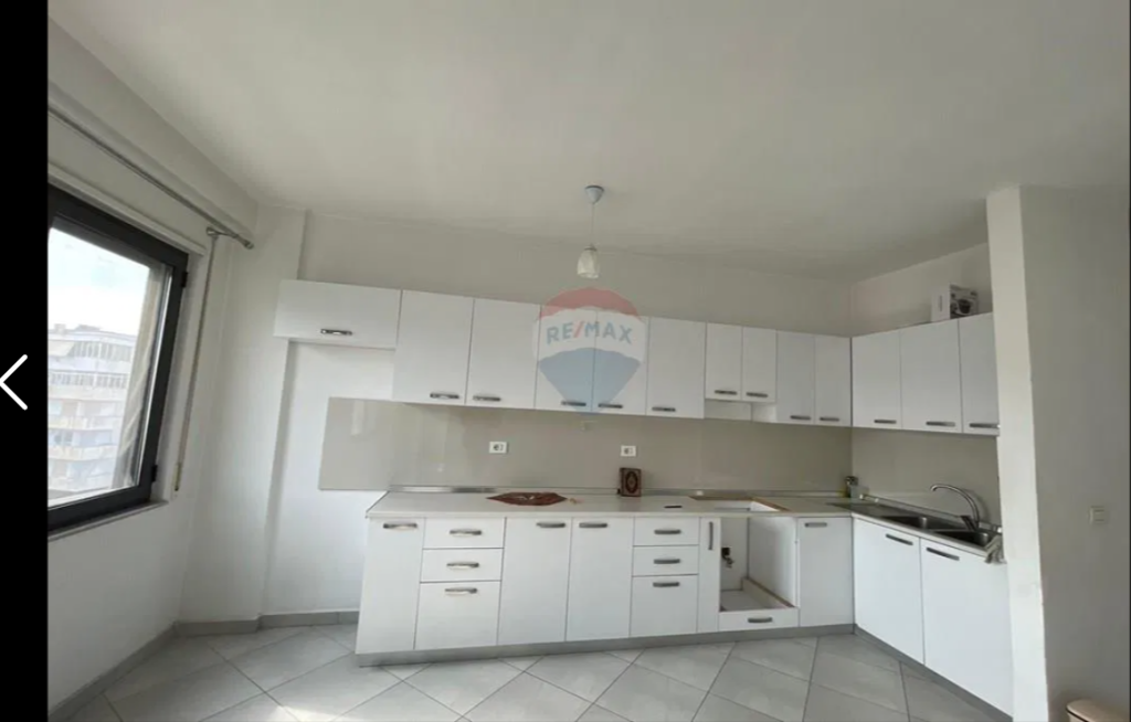 Apartament 2+1+2 tek Ish Tregu Elektrik