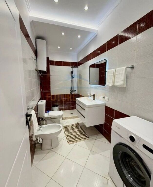 ☀️ Shitet 1+1 i Mobiluar (I Pabanuar) te Misto Mame – Me Hipotekë! 🏠