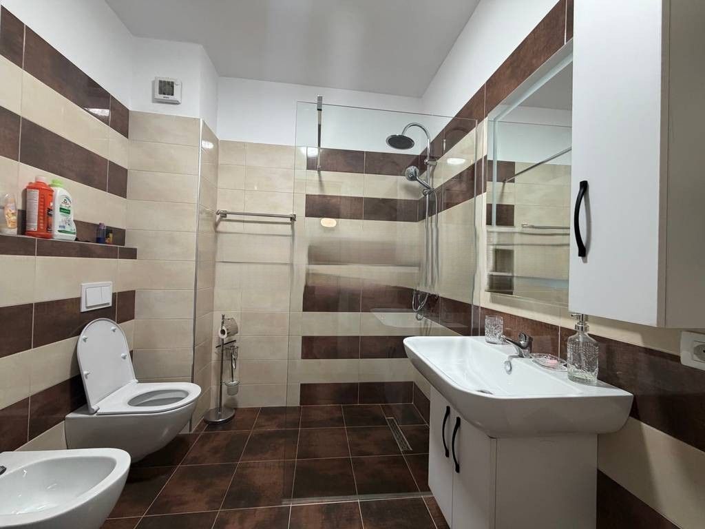 LAPRAKE, APARTAMENT 2+1+2 PER QIRA 650 € /Muaj