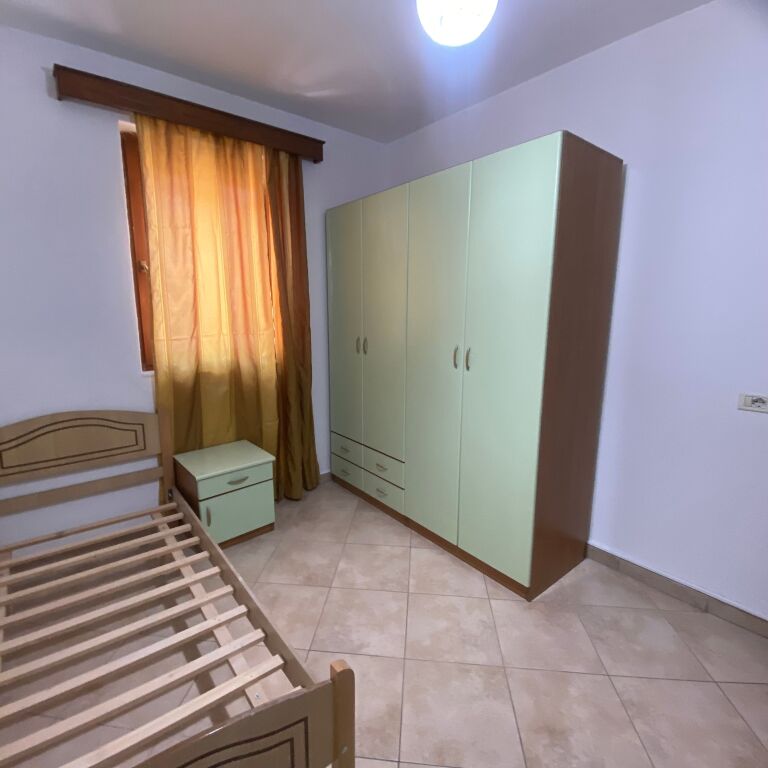 Apartment 2+1 for rent, Zogu I Boulevard, train station area