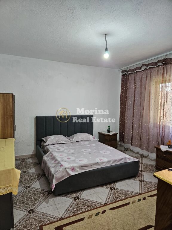 Rent | Private house 2 + 1 | Astir | 450 €/month