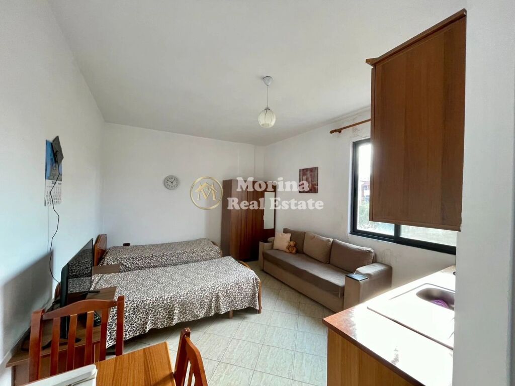 Rent | Studio apartment | Allias | 250 €