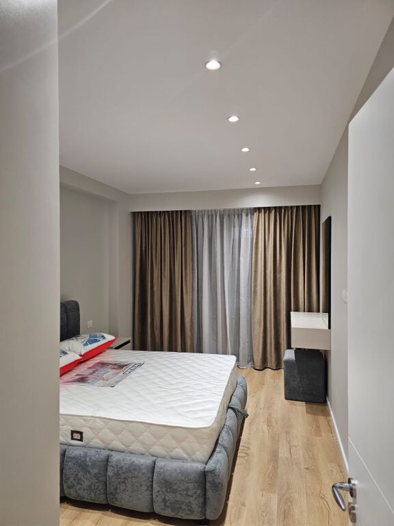 Astir, jepet me qira apartament 1+1! 550 Euro