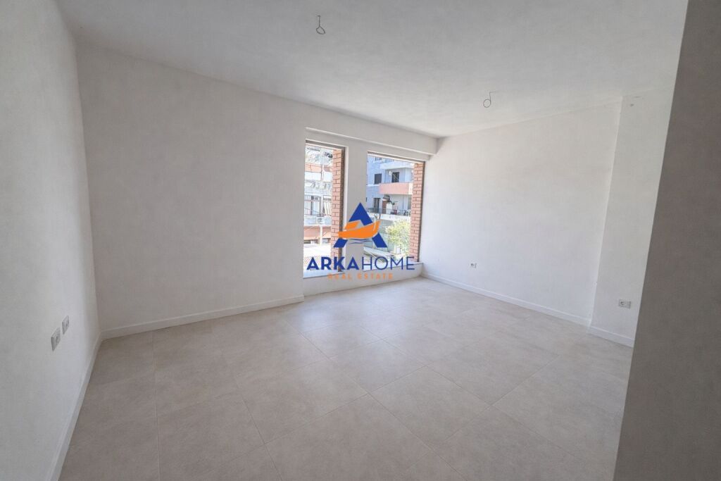 SHITET APARTAMENT 1+1+BALLKON "ASTIR, PERBALLE VILA L" 99500 EURO